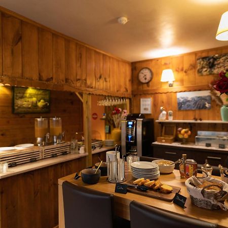 Hotel Quin Te Va Cauterets Eksteriør bilde