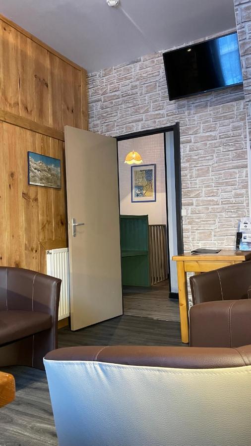 Hotel Quin Te Va Cauterets Eksteriør bilde