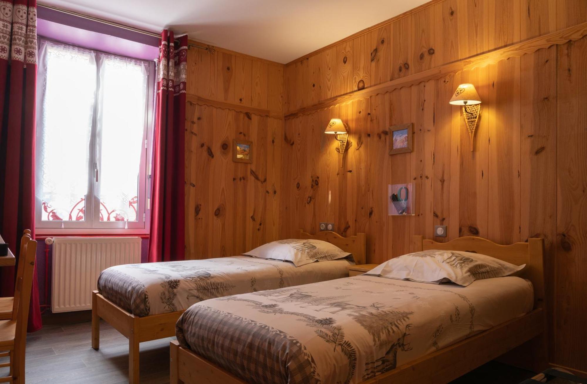 Hotel Quin Te Va Cauterets Eksteriør bilde