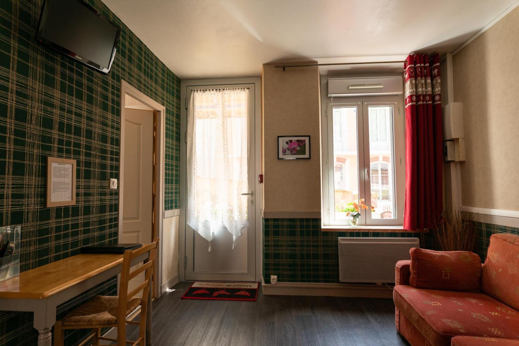 Hotel Quin Te Va Cauterets Eksteriør bilde